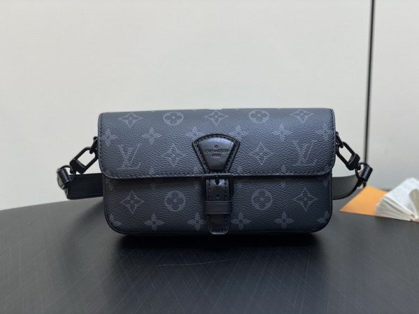 L X V  Messenger Bags Size (22x12x6cm)