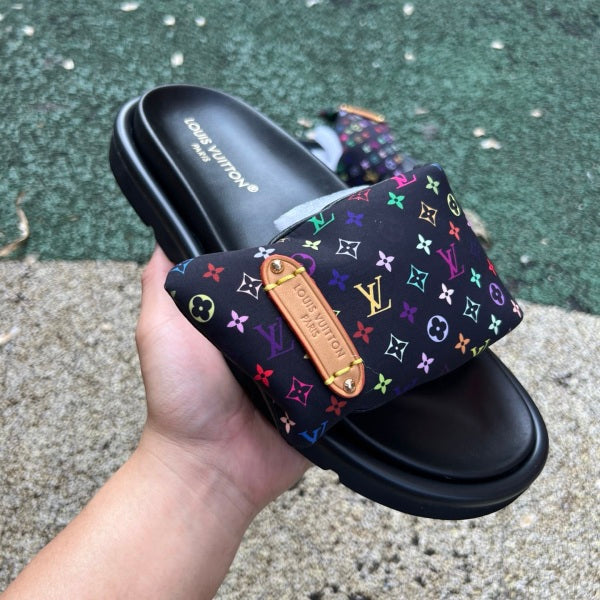 L X V SLIPPERS