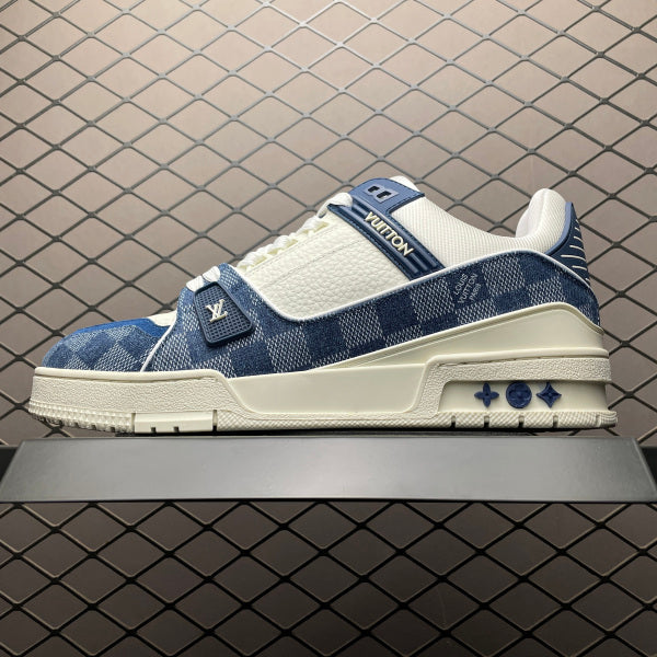 L X V SNEAKERS
