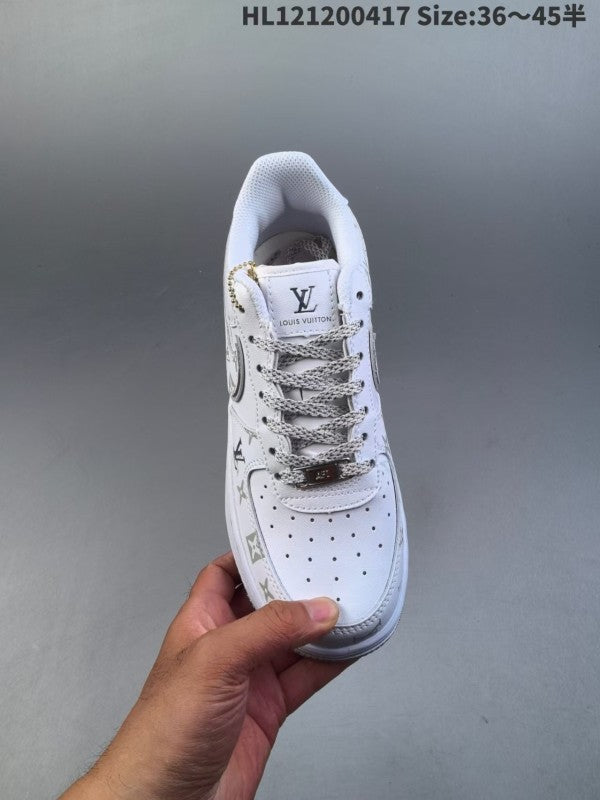 L X V X NK AIR FORCE 1 SNEAKER