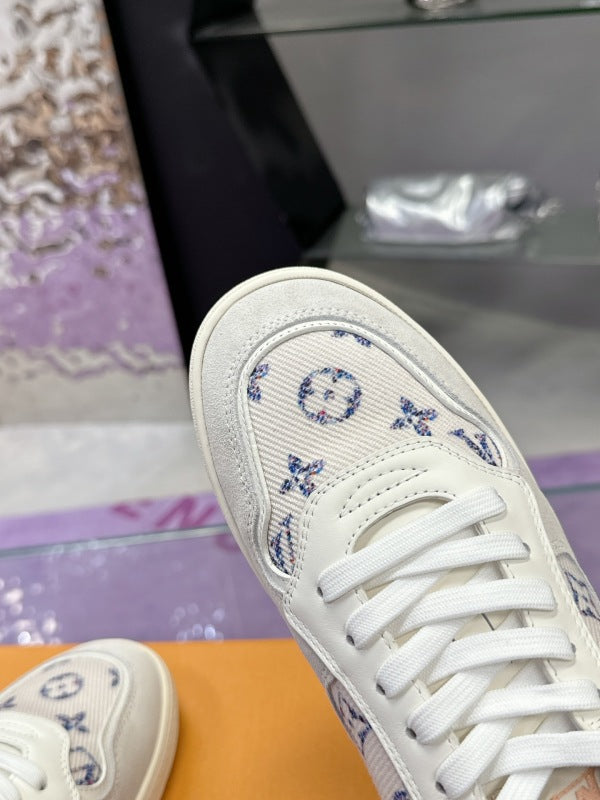 L X V ss24 new arrival
