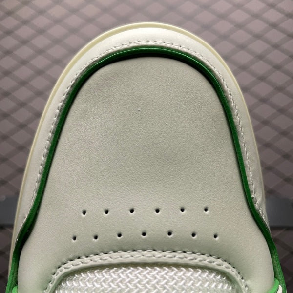 L X V TRAINER Sneakers