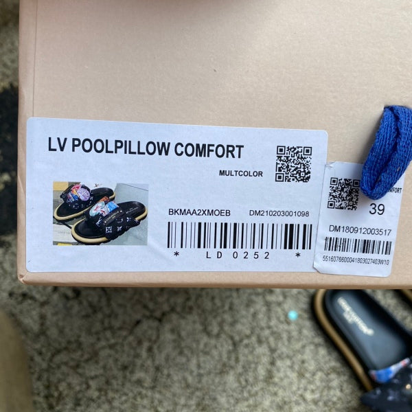 L X V SLIPPERS