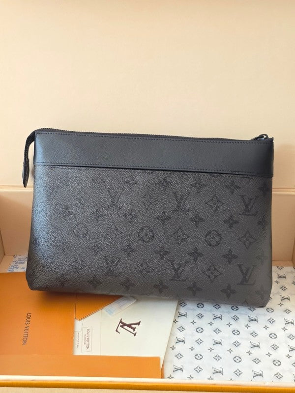 L X V Pochette Voyage Souple Clutch bag M26741 Size 27x21x3cm
