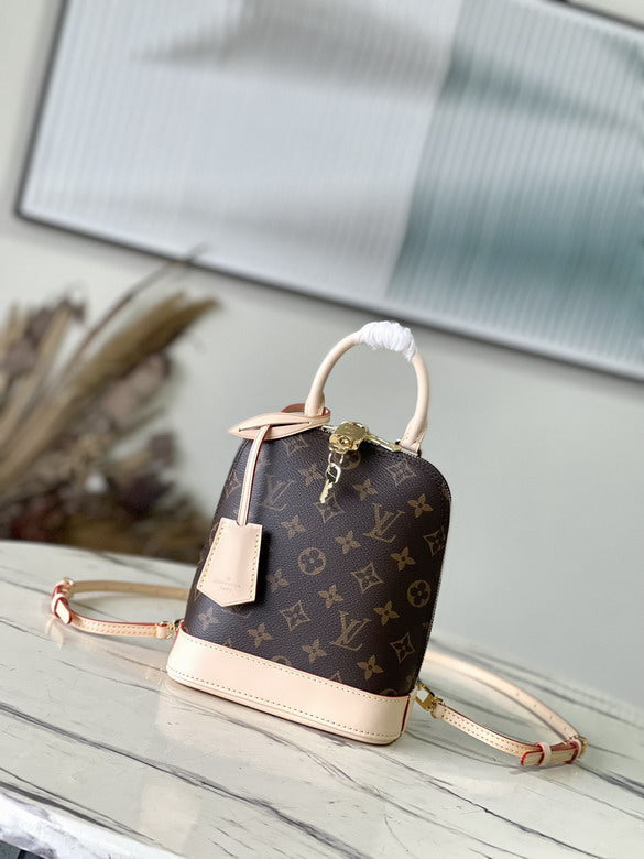 L X V ALMA Backpack 15x20x10cm?Multiple colors?