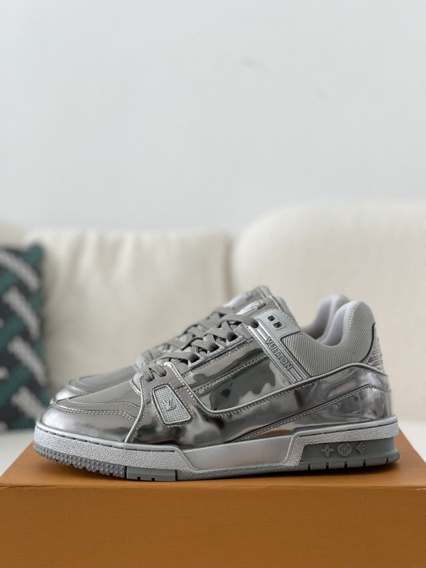 L X V TRAINER Sneakers