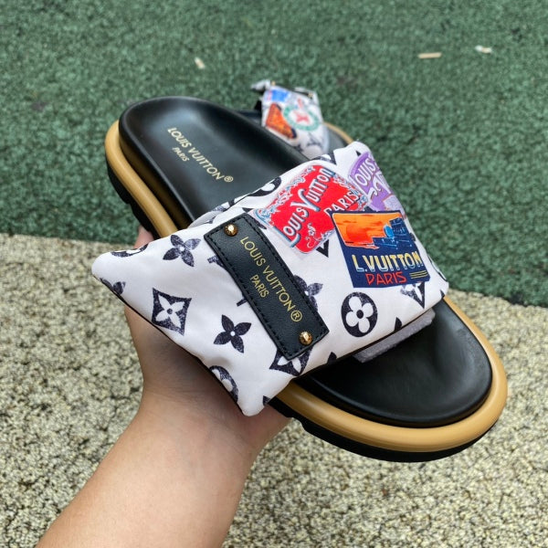 L X V SLIPPERS