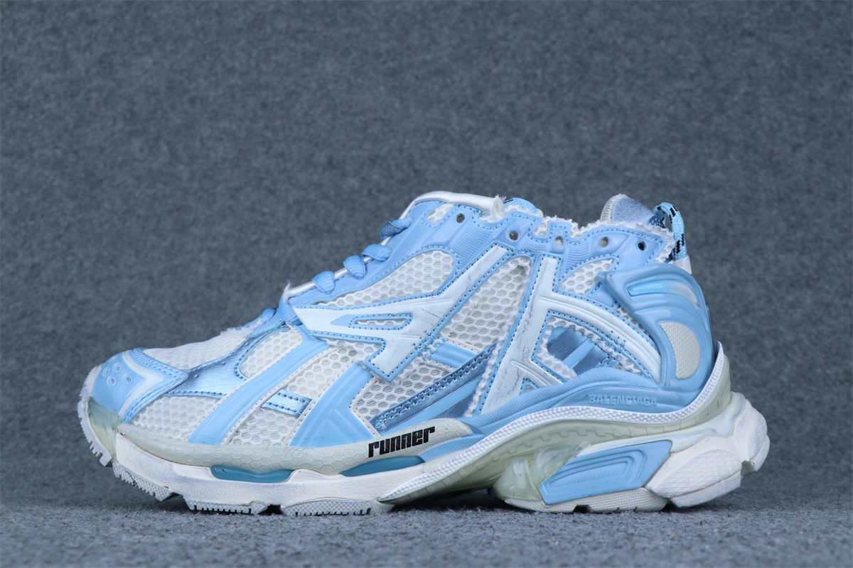 Balenciaga Wmns Runner Sneaker 'Light Blue'