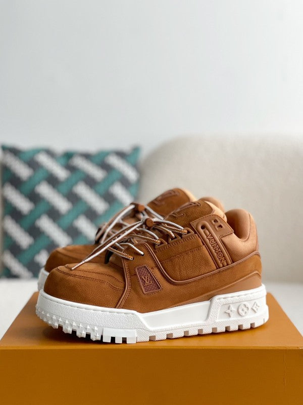 L X V TRAINER SNEAKERS