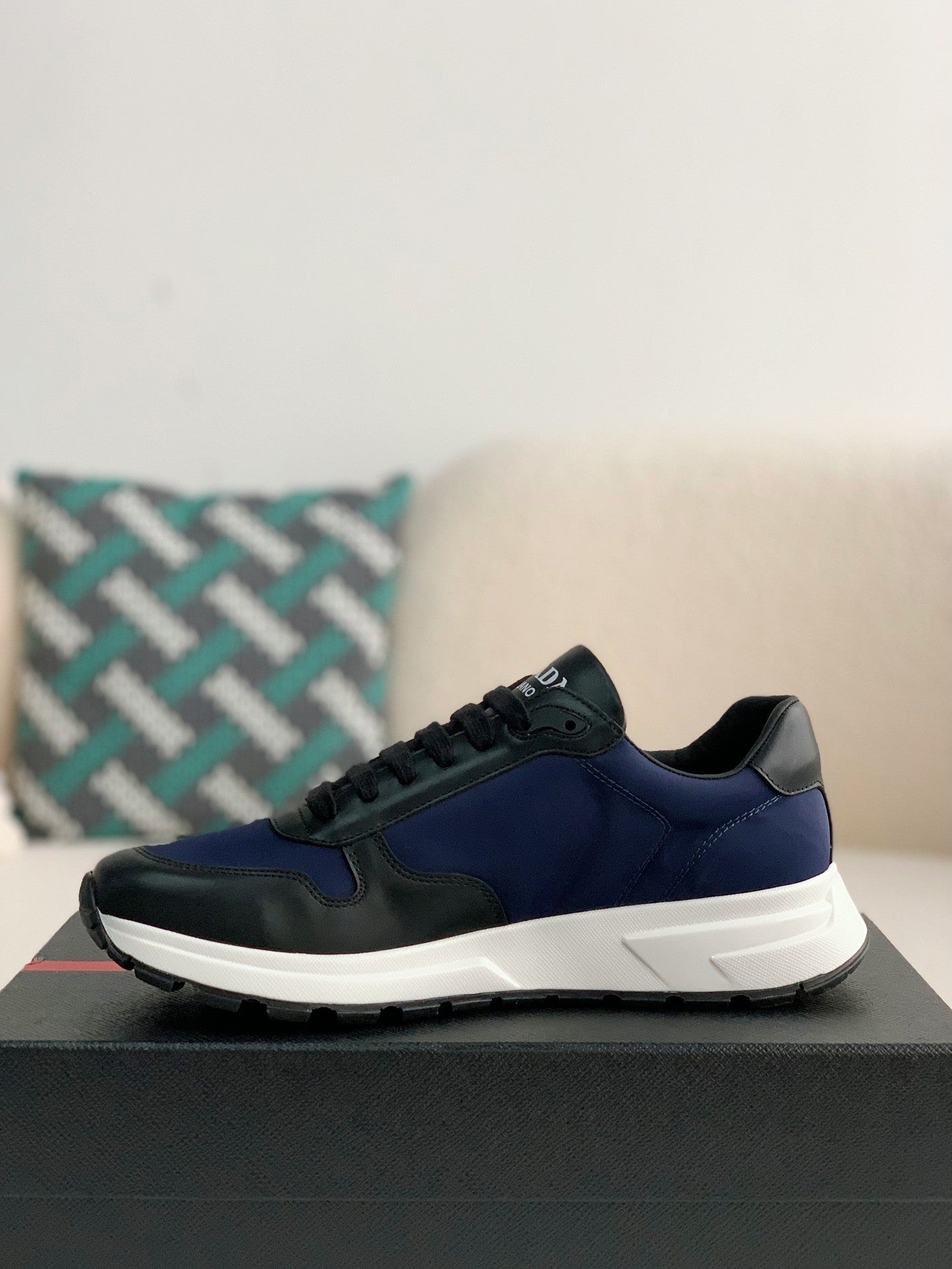 PRD Sneakers