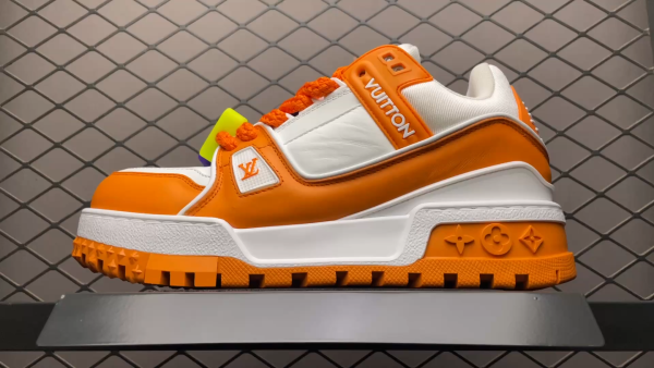 L X V  TRAINER 2023Show style Sneakers