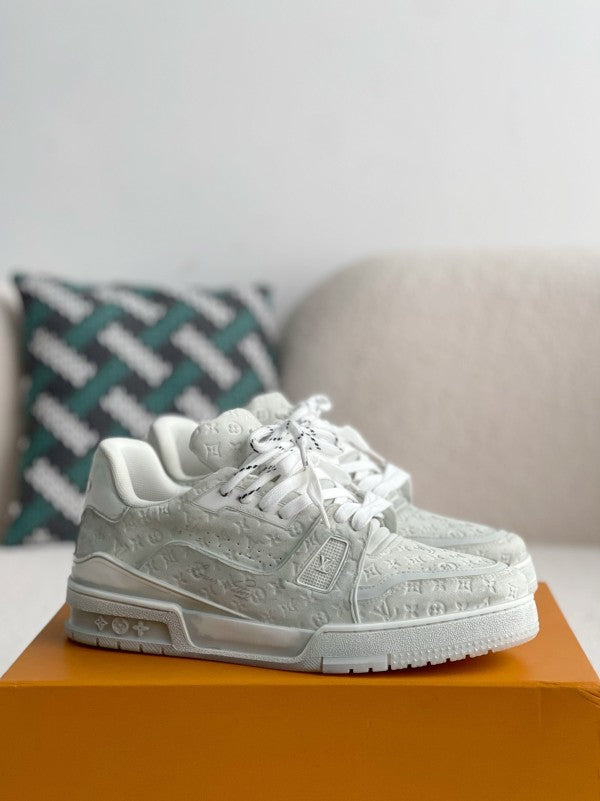 L X V TRAINER SNEAKERS