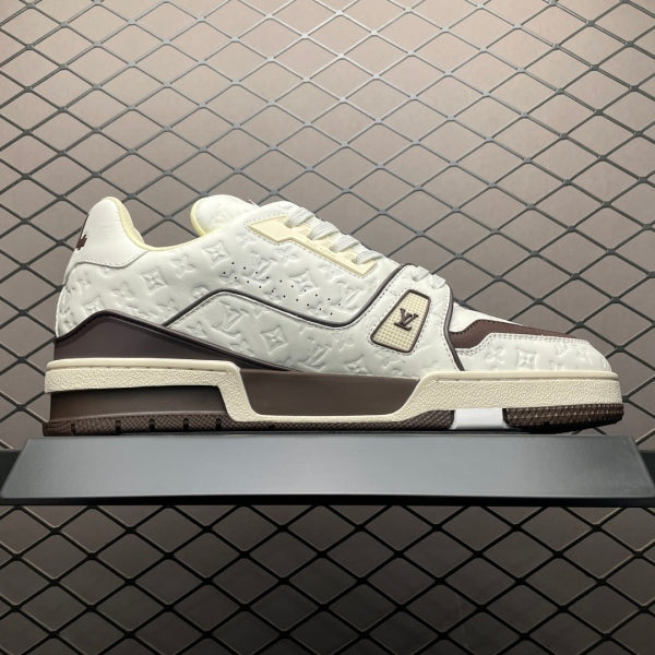 L X V SNEAKERS