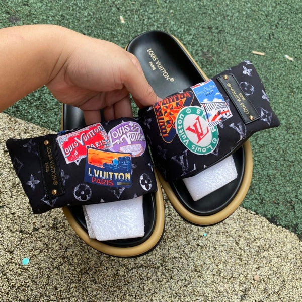 L X V SLIPPERS