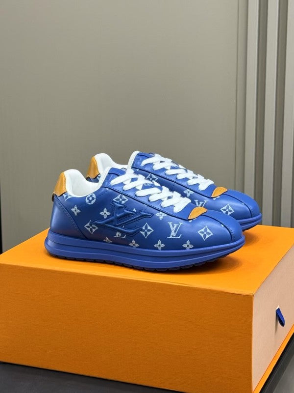 L X V SNEAKERS