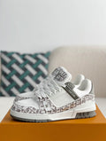 L X V SNEAKERS