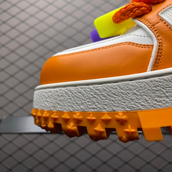 L X V  TRAINER 2023Show style Sneakers