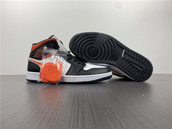 JRD1 Mid Zig Zag DN4929-100