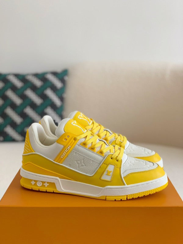 L X V TRAINER Sneakers