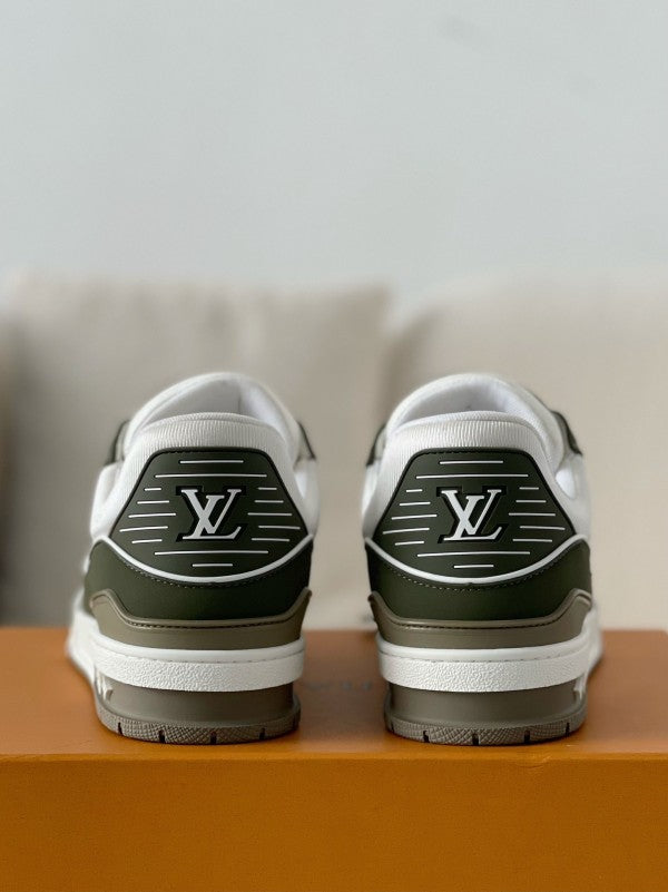 L X V TRAINER Sneakers