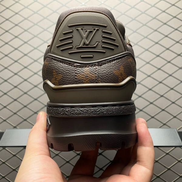 L X V TRAINER SNEAKERS