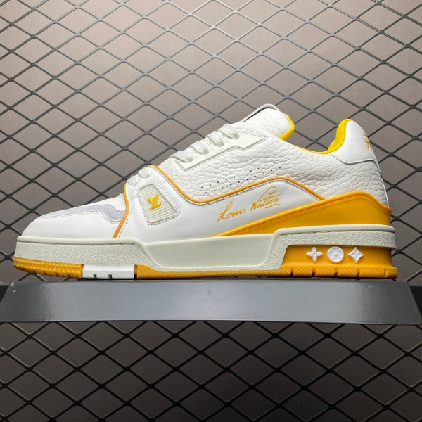 L X V TRAINER Sneakers