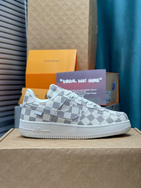 L X V X NK AIR FORCE 1 SNEAKER