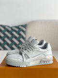 L X V SNEAKERS