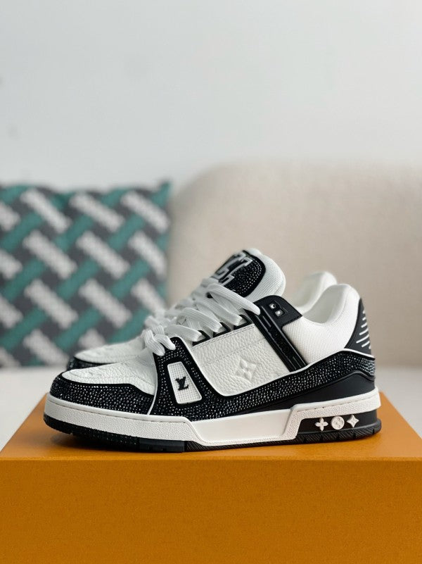 L X V Trainers Sneakers