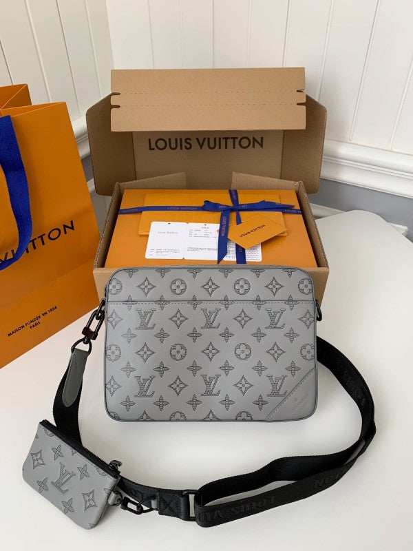 L X V DUO Messenger Bags 26*18.5*5cm