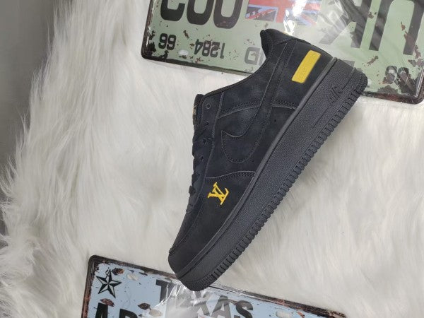 L X V X NK AIR FORCE 1 SNEAKER