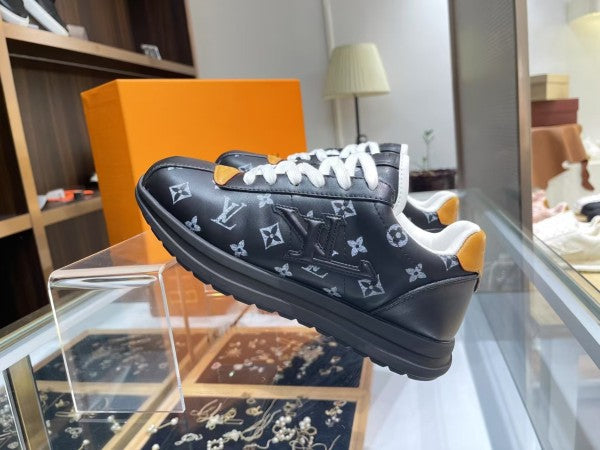 L X V SNEAKERS