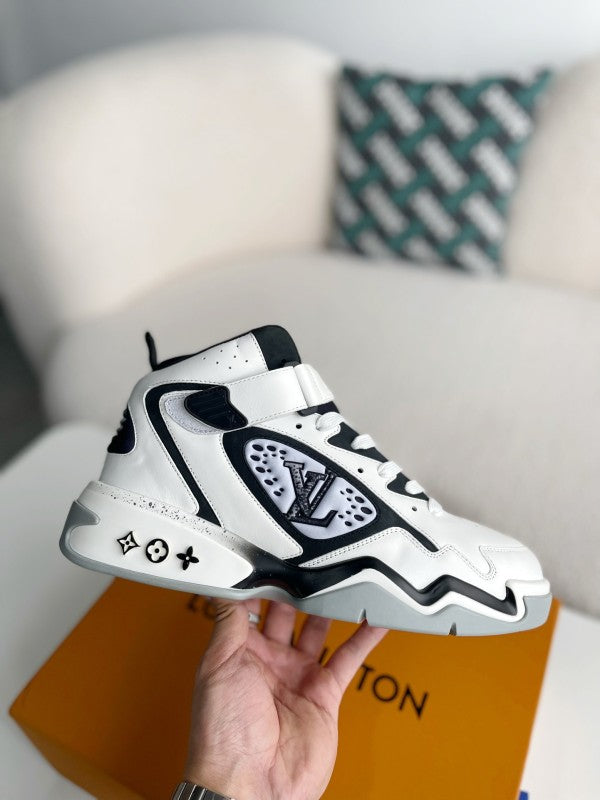 L X V Trainer  Adjustable Mode Paste Sports Casual Shoes