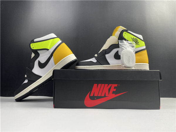 JRD1 White Black Volt University Gold 555088-118