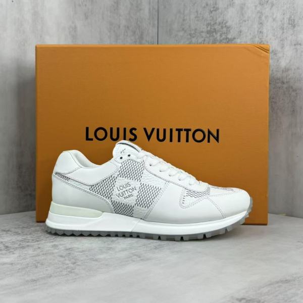 L X V SNEAKERS
