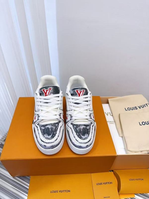 L X V Skate Sneaker