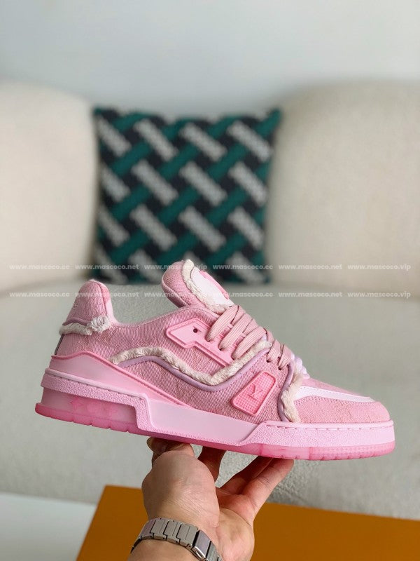 L X V TRAINER SNEAKERS