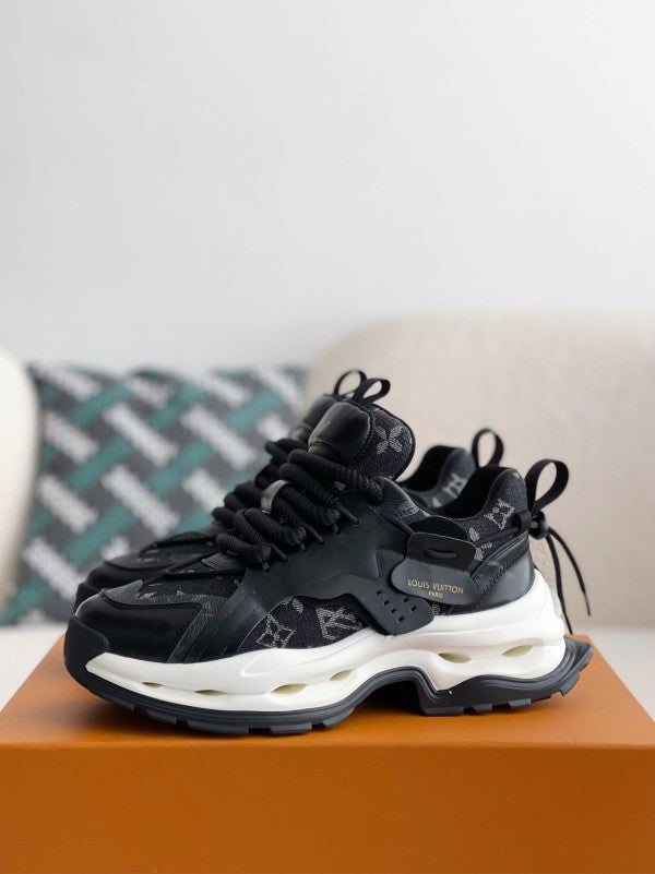 L X V CASUAL SNEAKERS