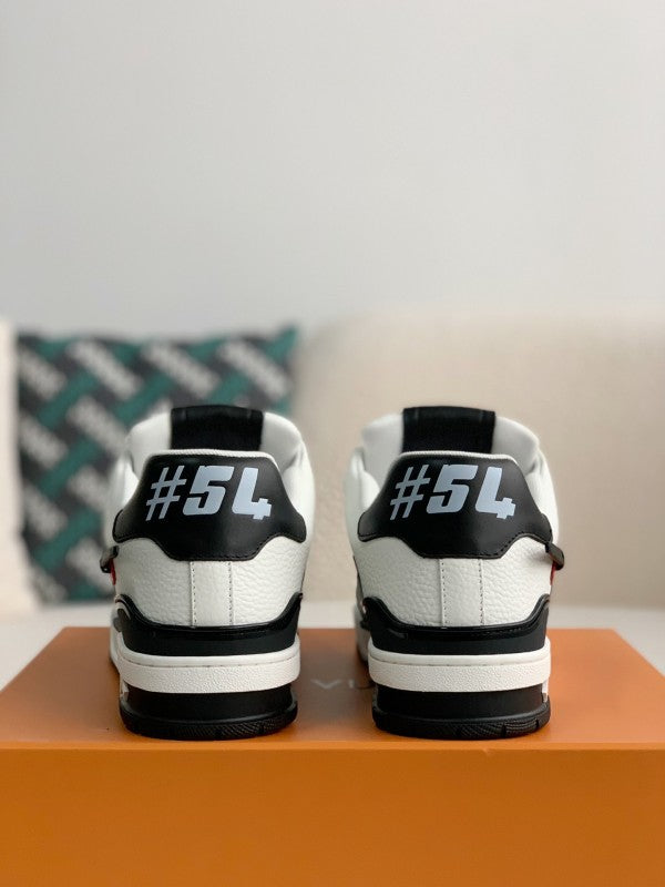 NK x L X V Trainers Sneakers