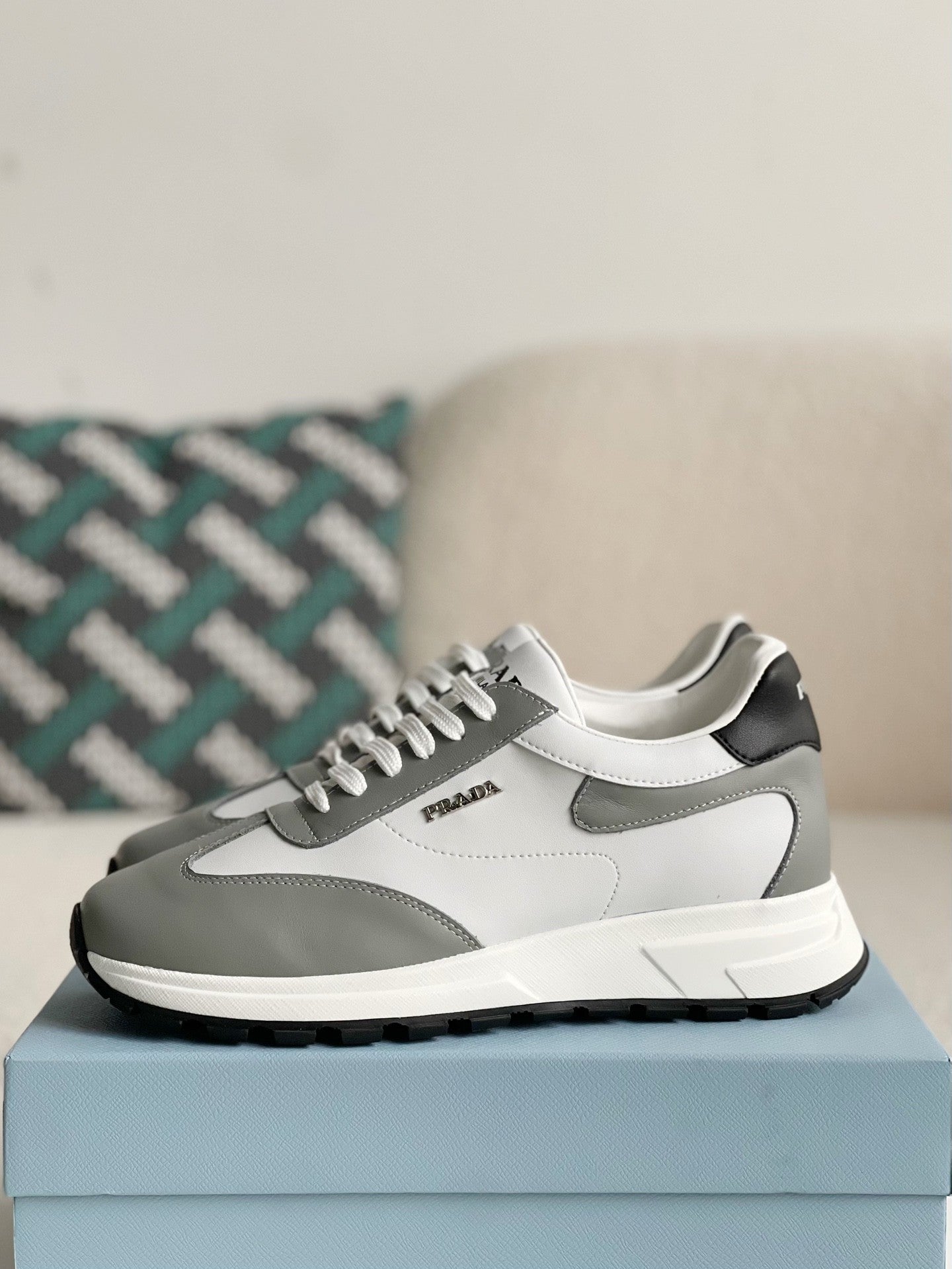 PRD Sneakers
