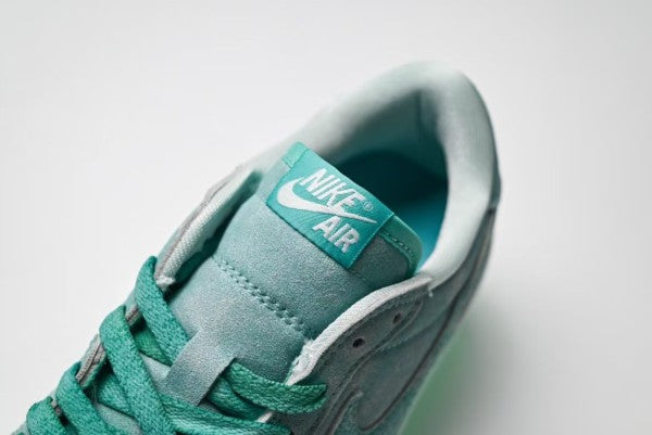 Air JRD 1 Low HQ8111 300