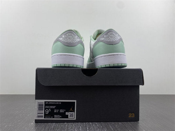 NK Air JRD1 Low OG CZ0790-100