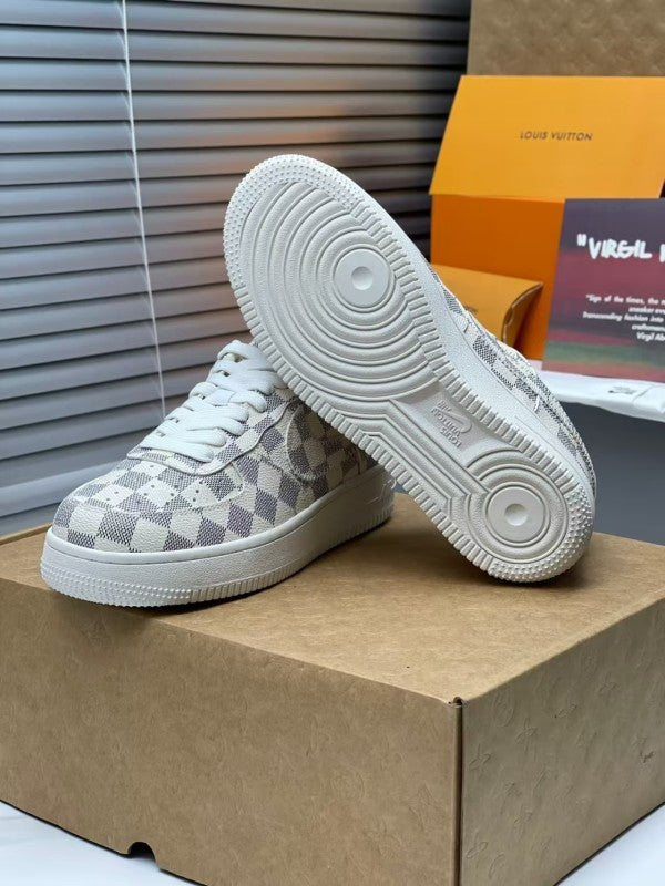 L X V X NK AIR FORCE 1 SNEAKER