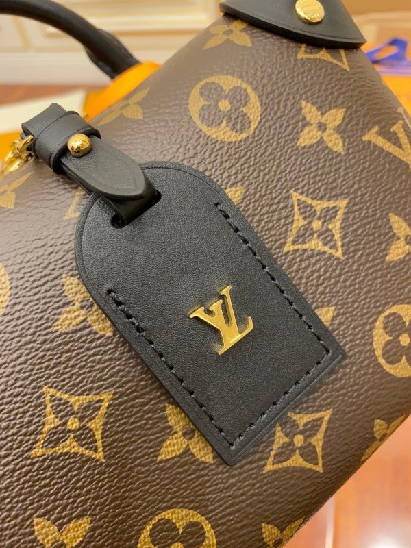 L X V Shoulder bag M45571 20x14x7.5cm