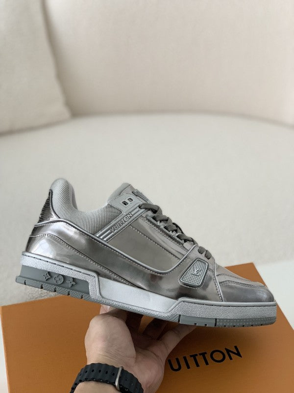 L X V TRAINER Sneakers
