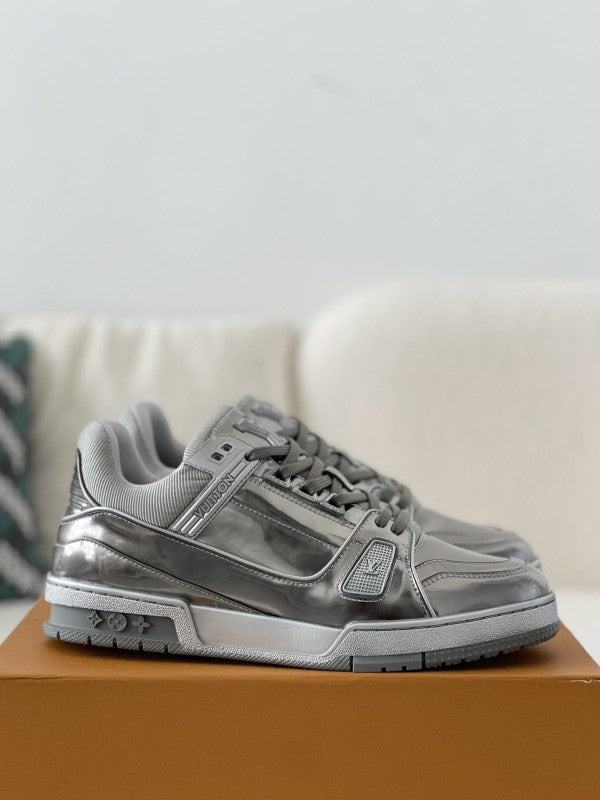 L X V TRAINER Sneakers