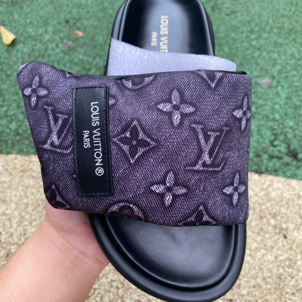 L X V SLIPPERS