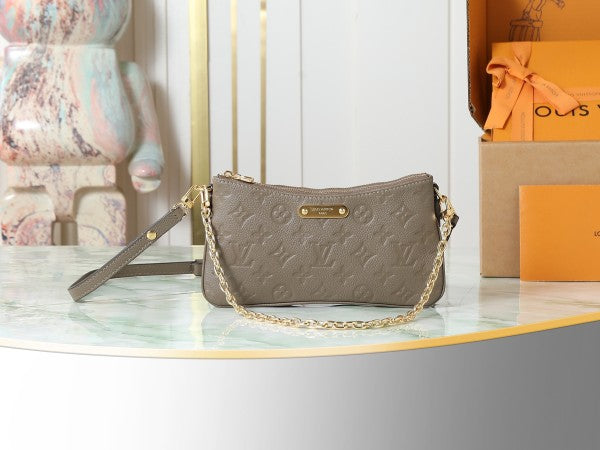 L X V POCHETTE bag 24.5x13.5x6.5cm?Multiple colors?
