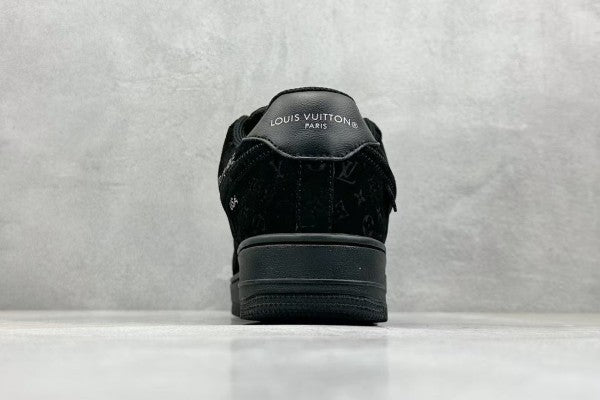 L X V X NK AIR FORCE 1 SNEAKER