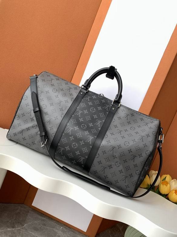 L X V travelling bag 50X29X23cm